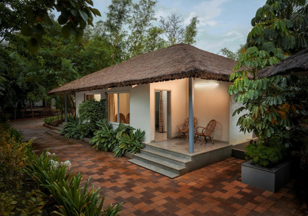 Whistling Woodzs Resort Dandeli Eksteriør bilde