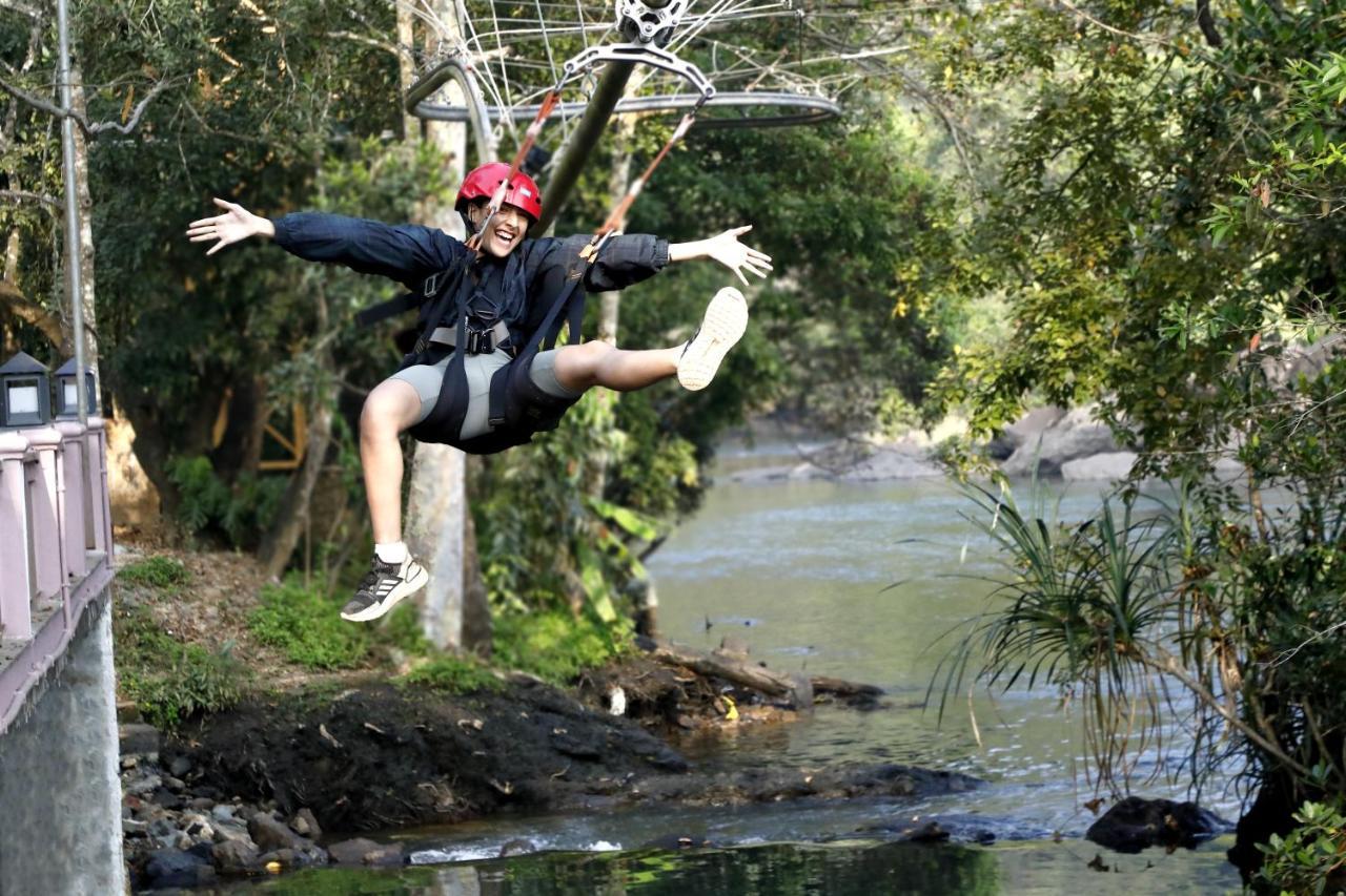Whistling Woodzs Resort Dandeli Eksteriør bilde